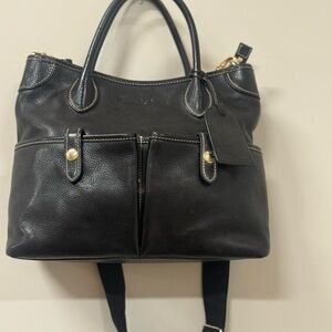 Vintage Dooney and Bourke Black Leather handbag